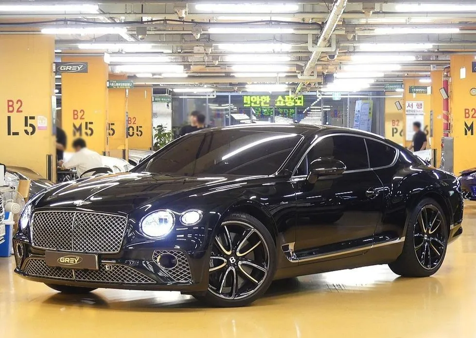 Bentley Continental — фото 7