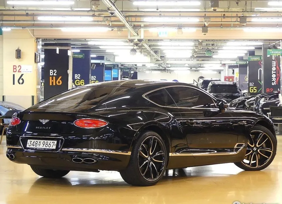 Bentley Continental — фото 10