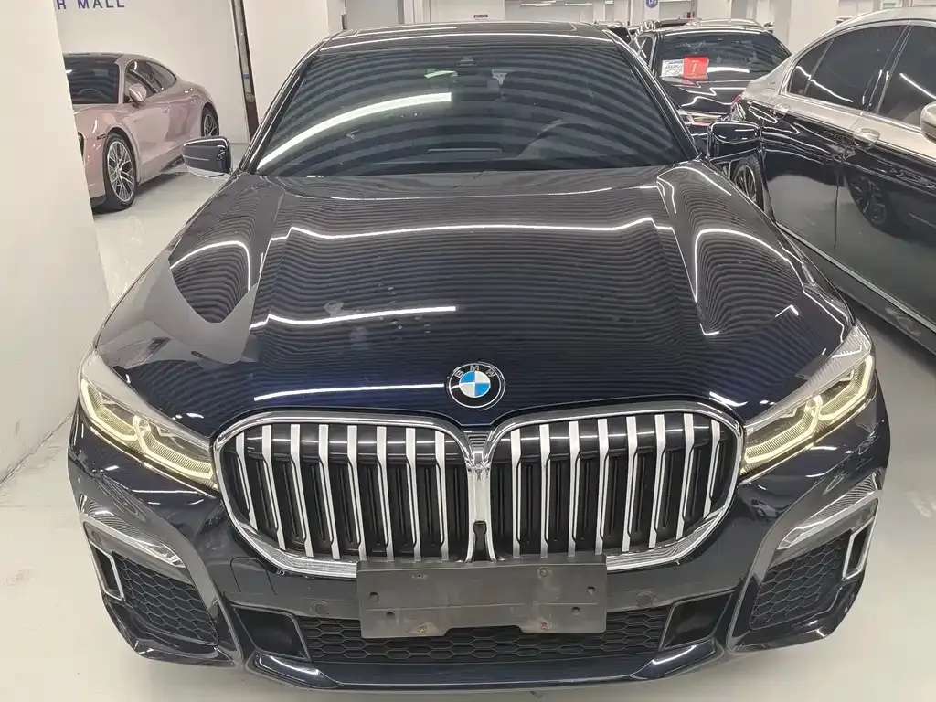 BMW 7 Series — фото 2