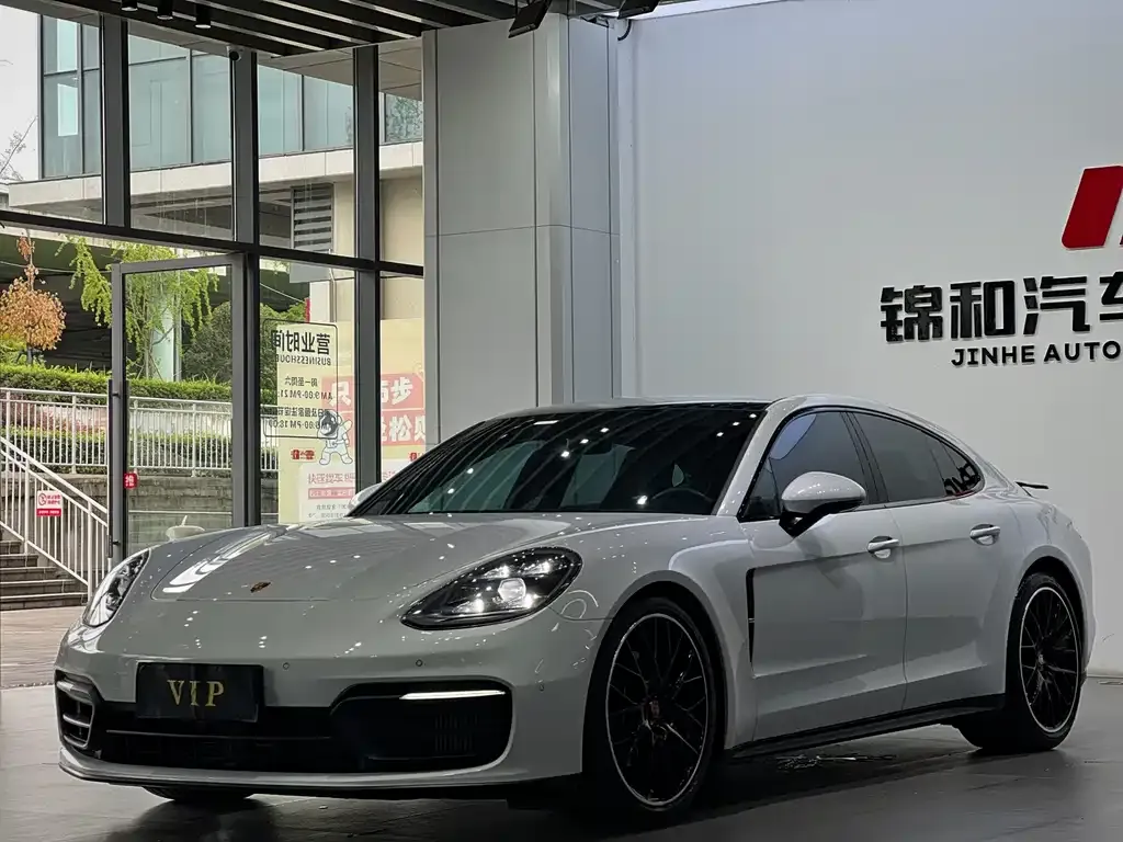 Porsche Panamera — фото 10