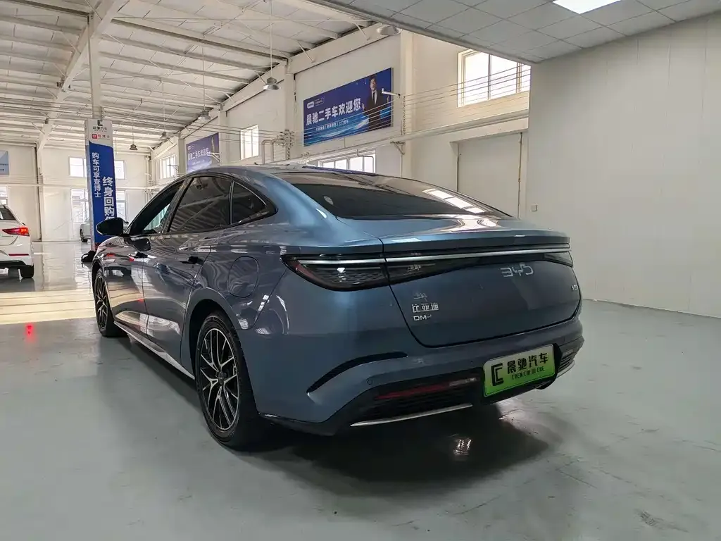 BYD Seal 07 DM-i — фото 7
