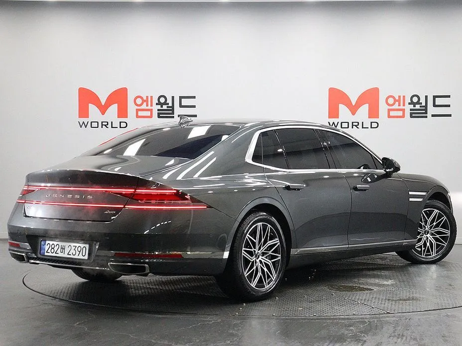 Genesis G90 2023 из KR, фото 10