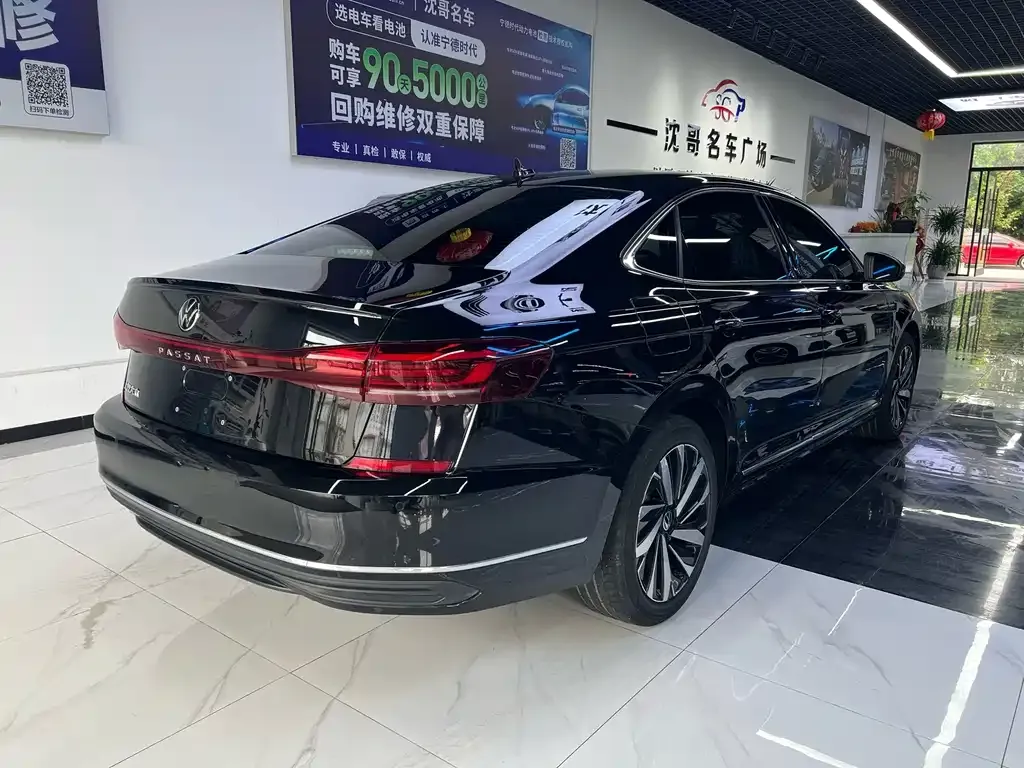 Volkswagen Passat — фото 5