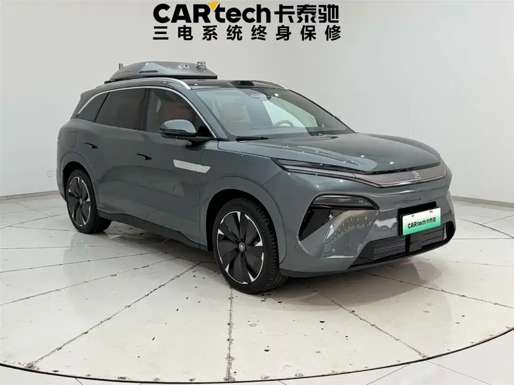 BYD Tang L — фото 10