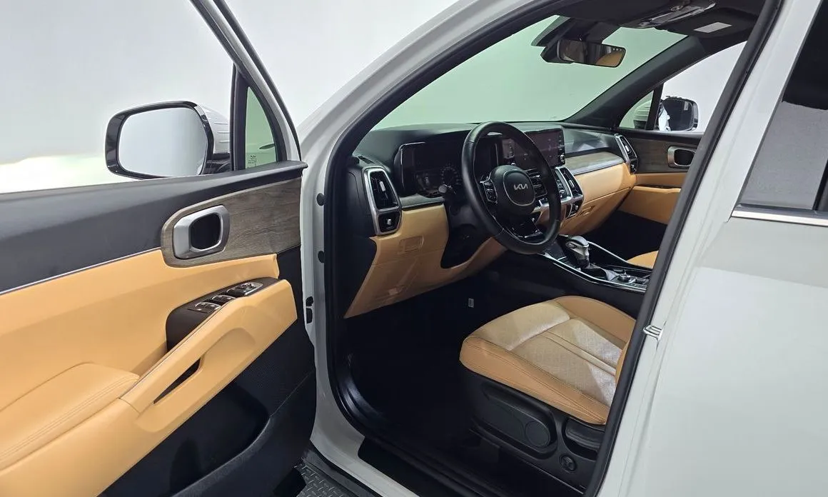 Kia Sorento — фото 7