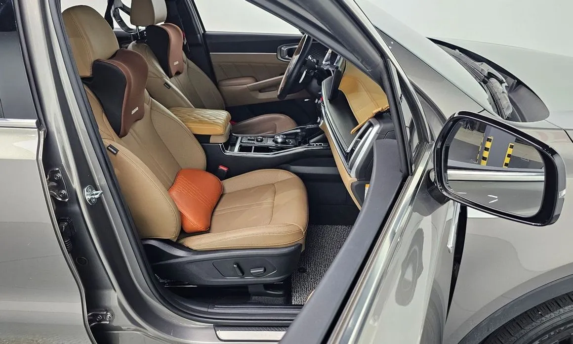 Kia Sorento — фото 7