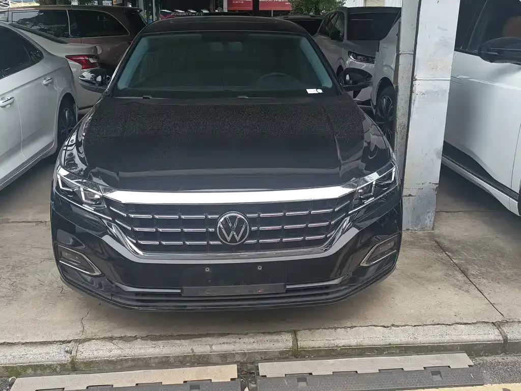 Volkswagen Passat — фото 5