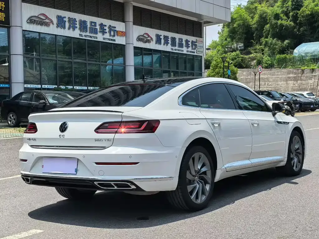 Volkswagen CC — фото 4