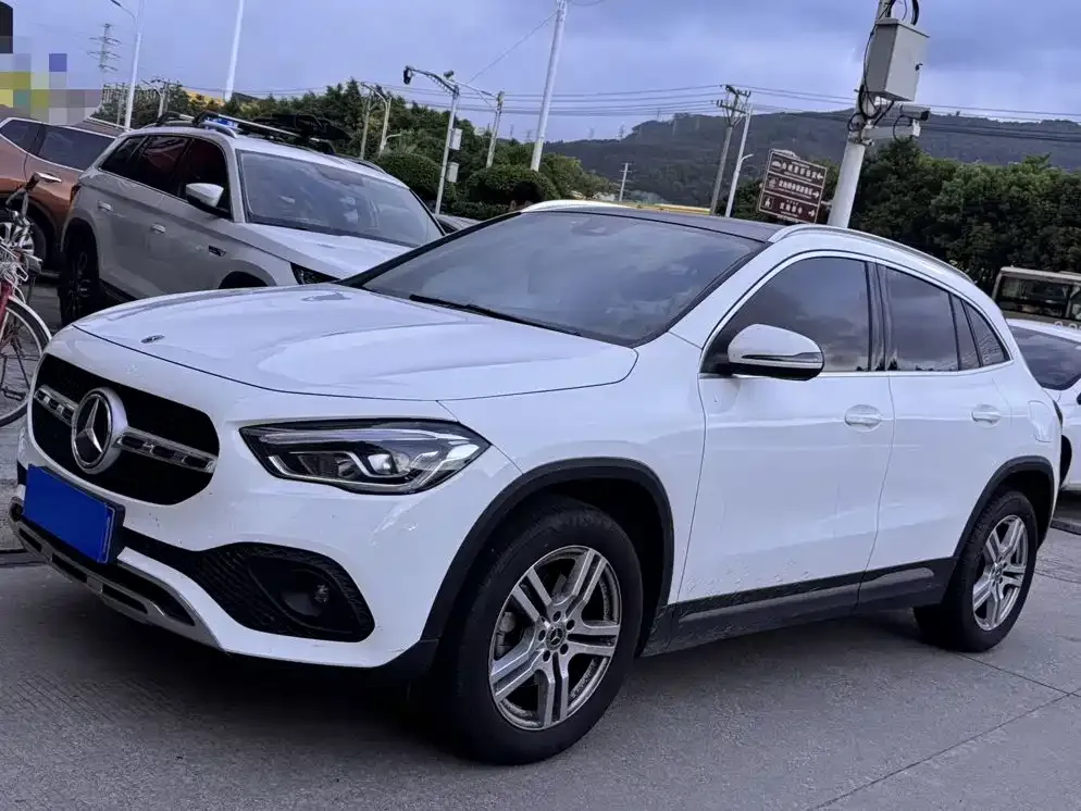 Mercedes-Benz GLA — фото 1