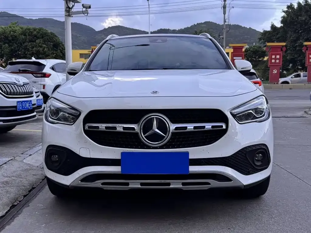 Mercedes-Benz GLA — фото 10