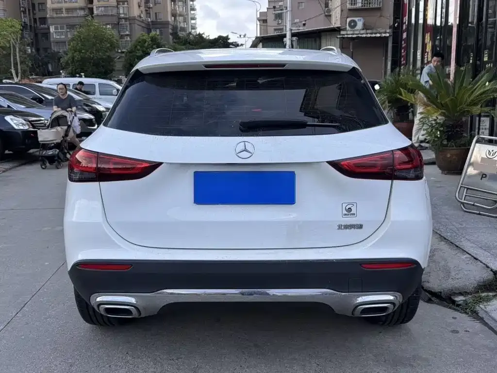 Mercedes-Benz GLA — фото 7