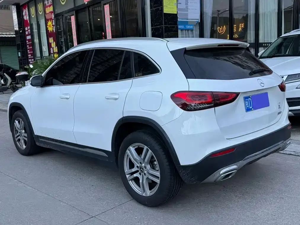 Mercedes-Benz GLA — фото 9