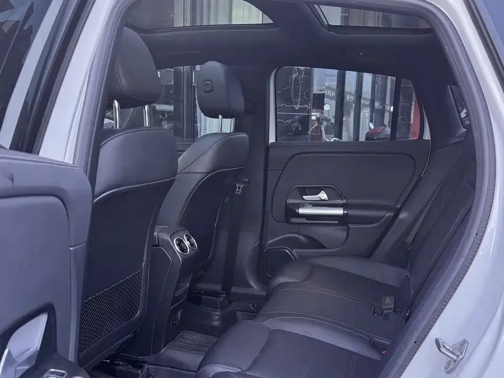 Mercedes-Benz GLA — фото 2