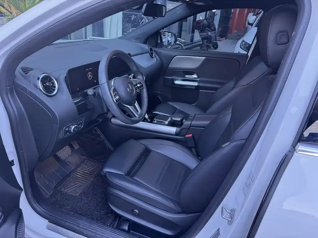 Mercedes-Benz GLA — фото 6