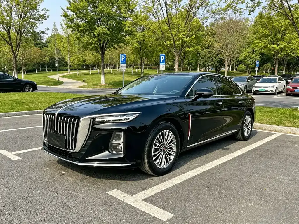 Hongqi H5 — фото 1