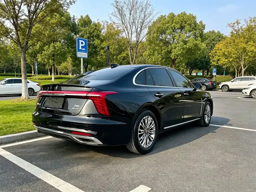 Hongqi H5 — фото 7