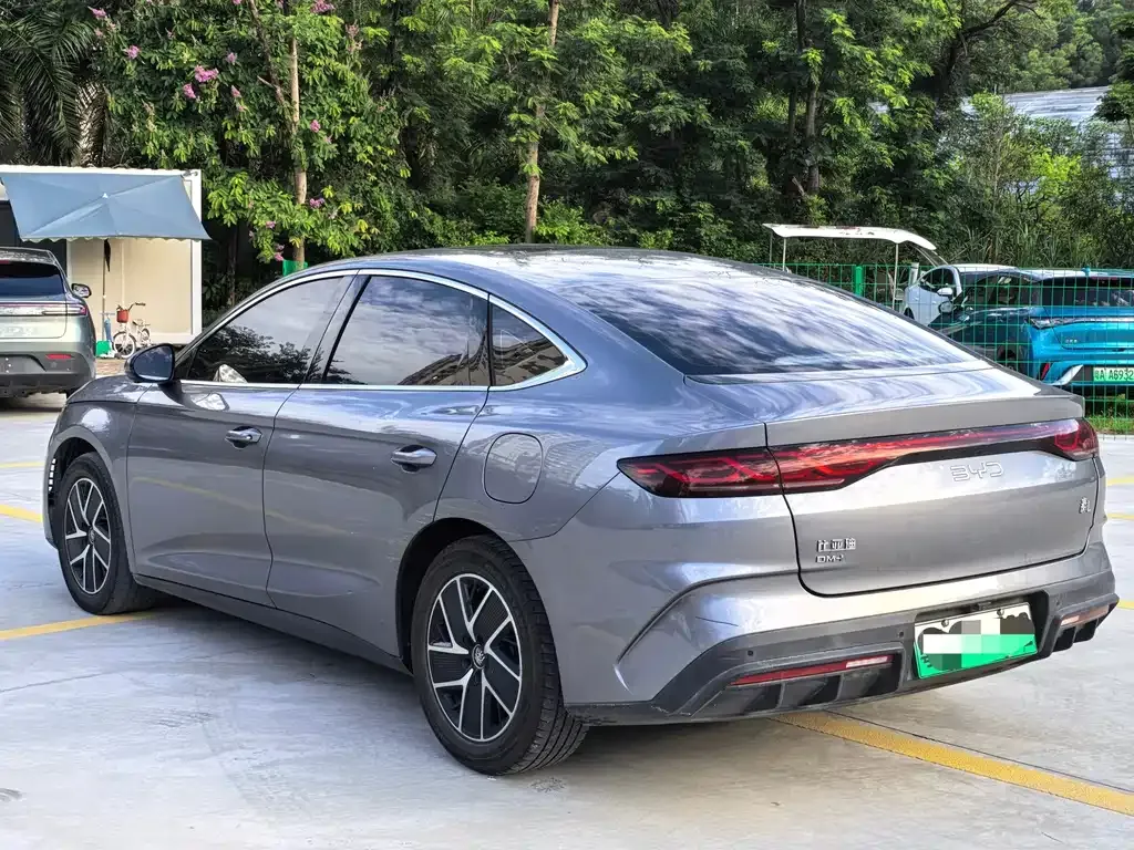 BYD Qin L — фото 7
