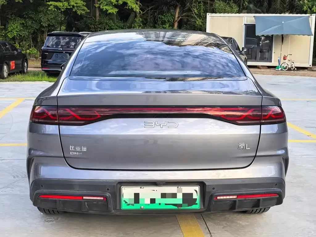 BYD Qin L — фото 2