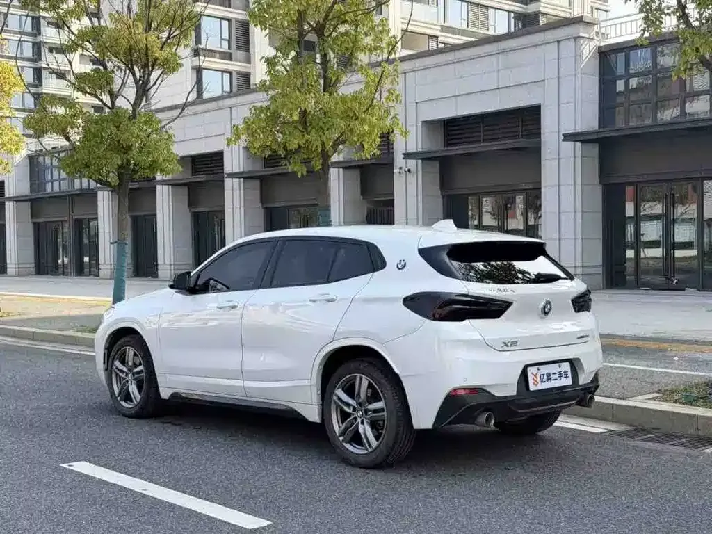 BMW X2 — фото 9