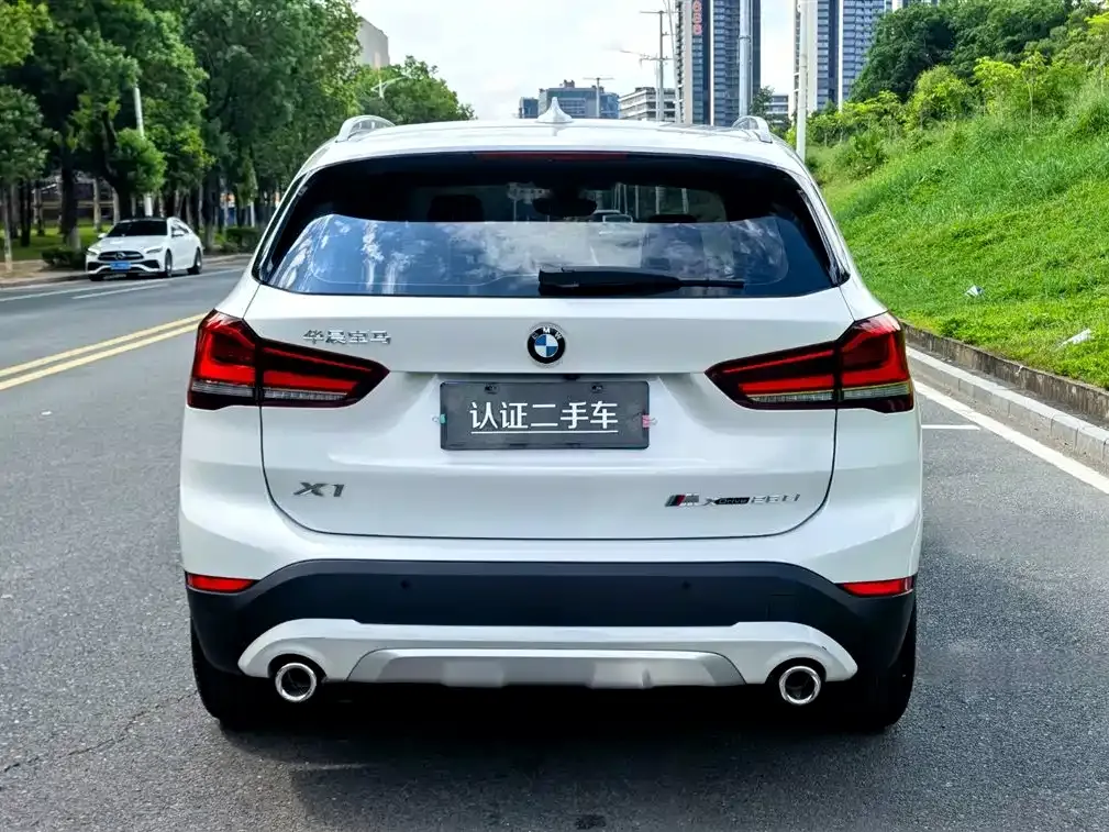BMW X1 — фото 3
