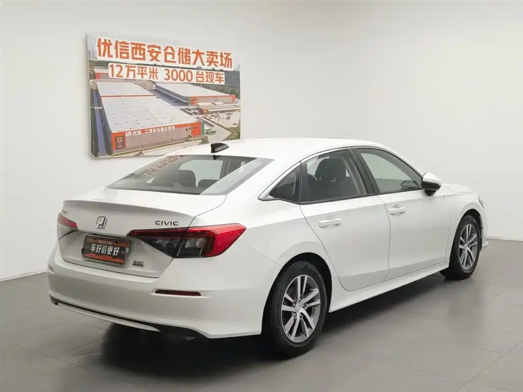 Honda Civic — фото 5