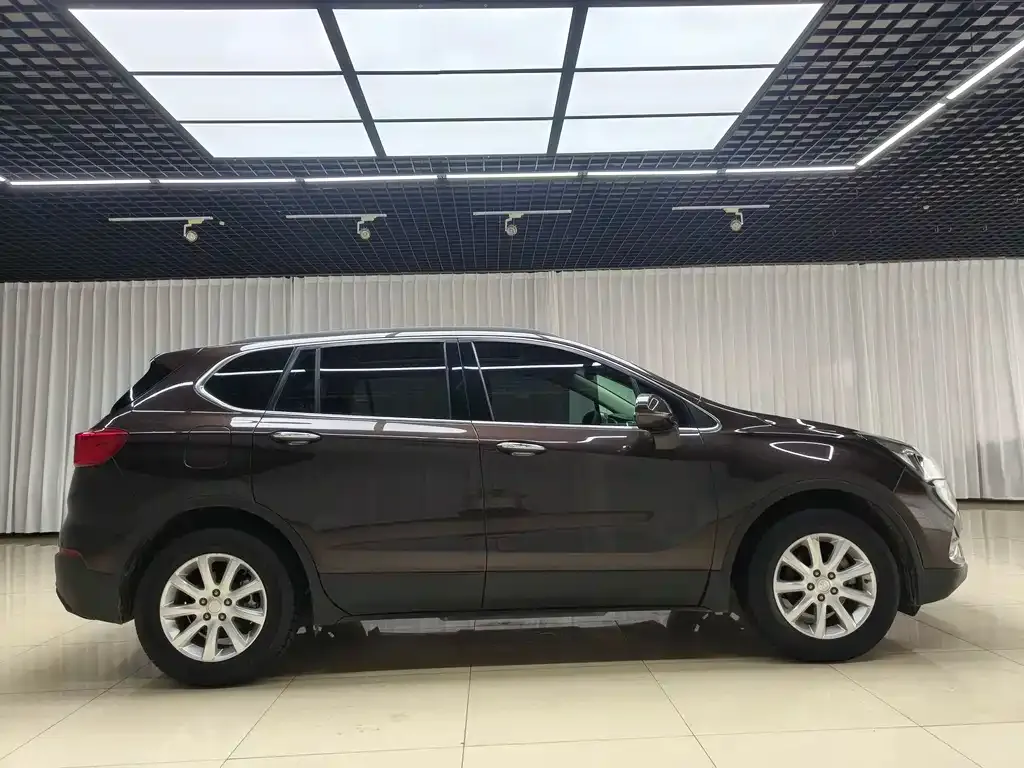 Buick Envision Plus — фото 7