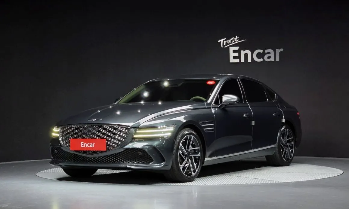 Genesis G80 — фото 1