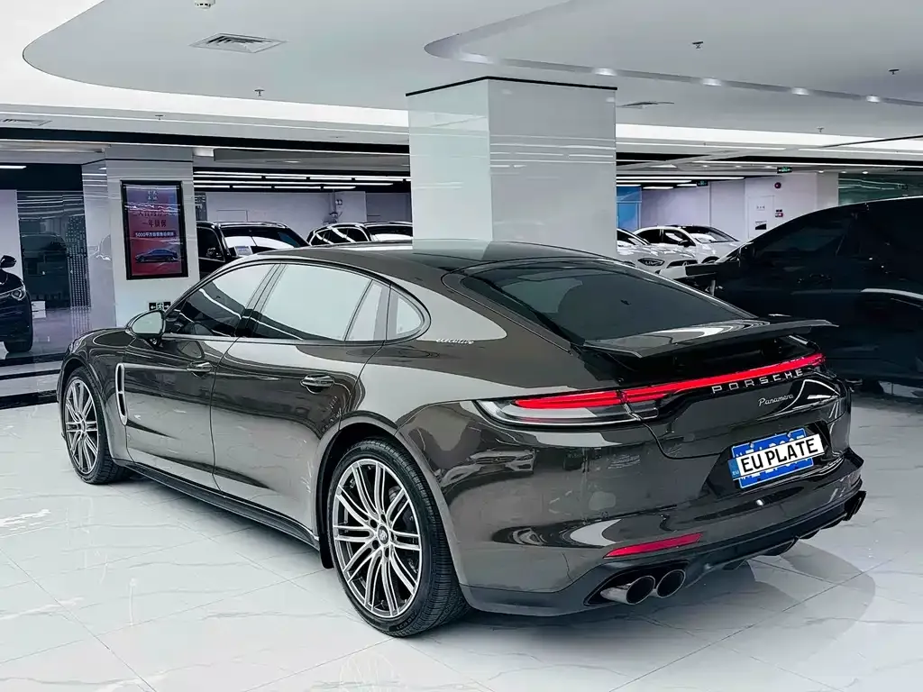Porsche Panamera — фото 10