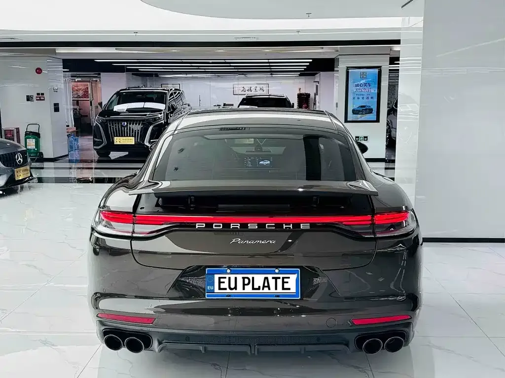 Porsche Panamera — фото 9