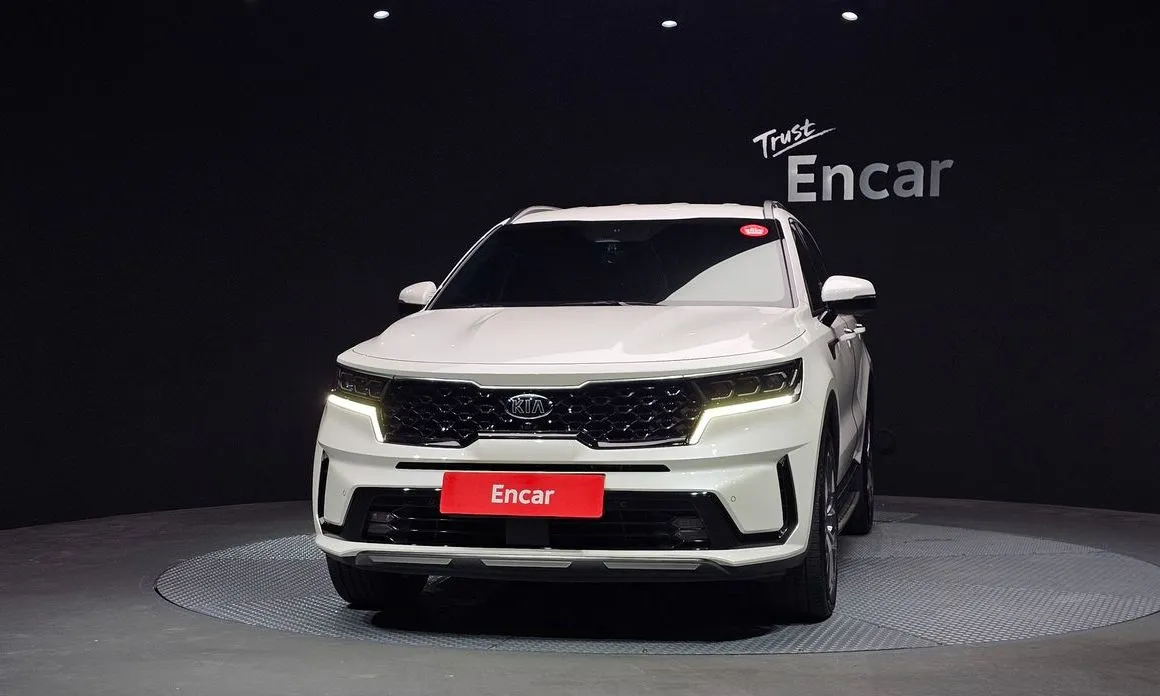 Kia Sorento — фото 5