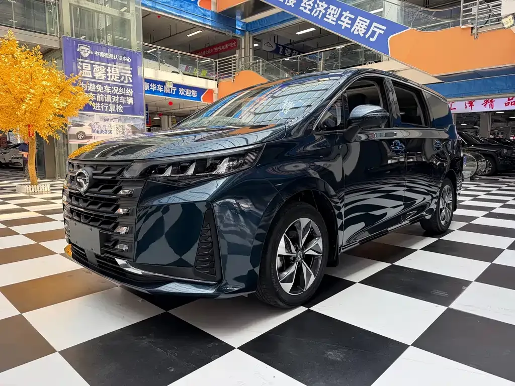 GAC Motor Trumpchi M6 — фото 1