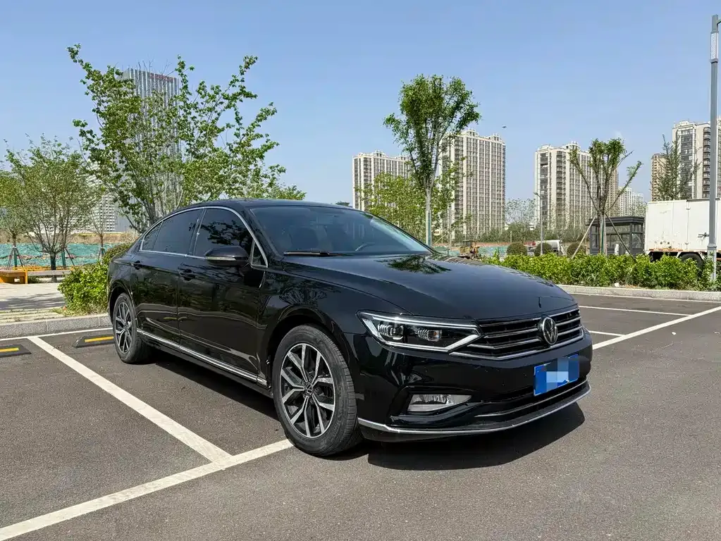 Volkswagen Magotan 2022 из CN, фото 4