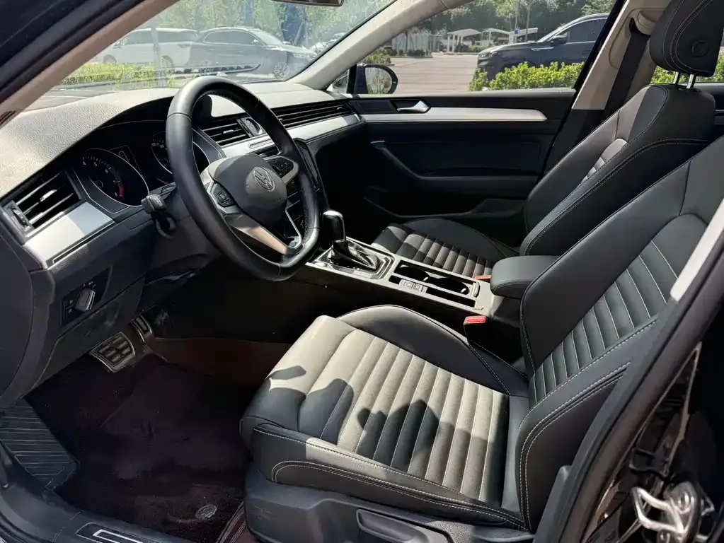 Volkswagen Magotan 2022 из CN, фото 3