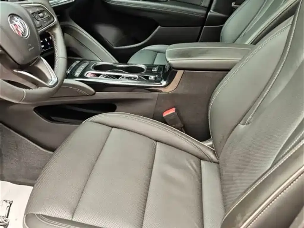 Buick Envision Plus — фото 3