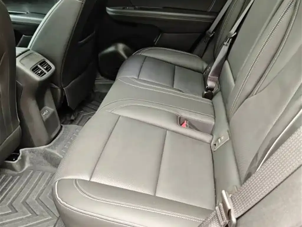 Buick Envision Plus — фото 2