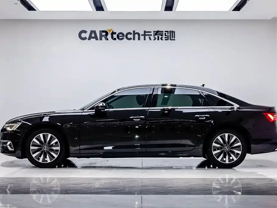 Audi A6L — фото 10