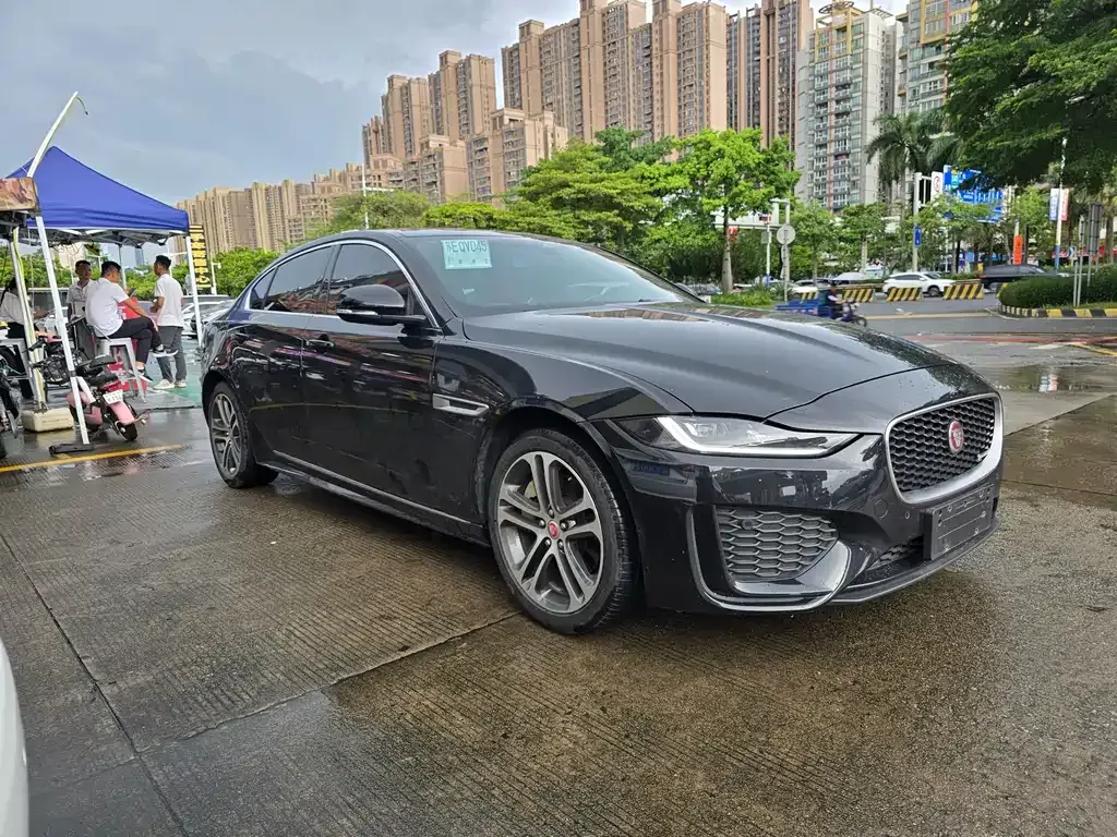 Jaguar XEL — фото 10