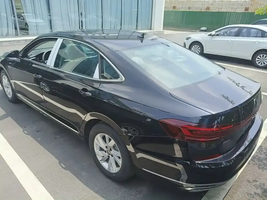 Volkswagen 帕萨特插电混动 — фото 10