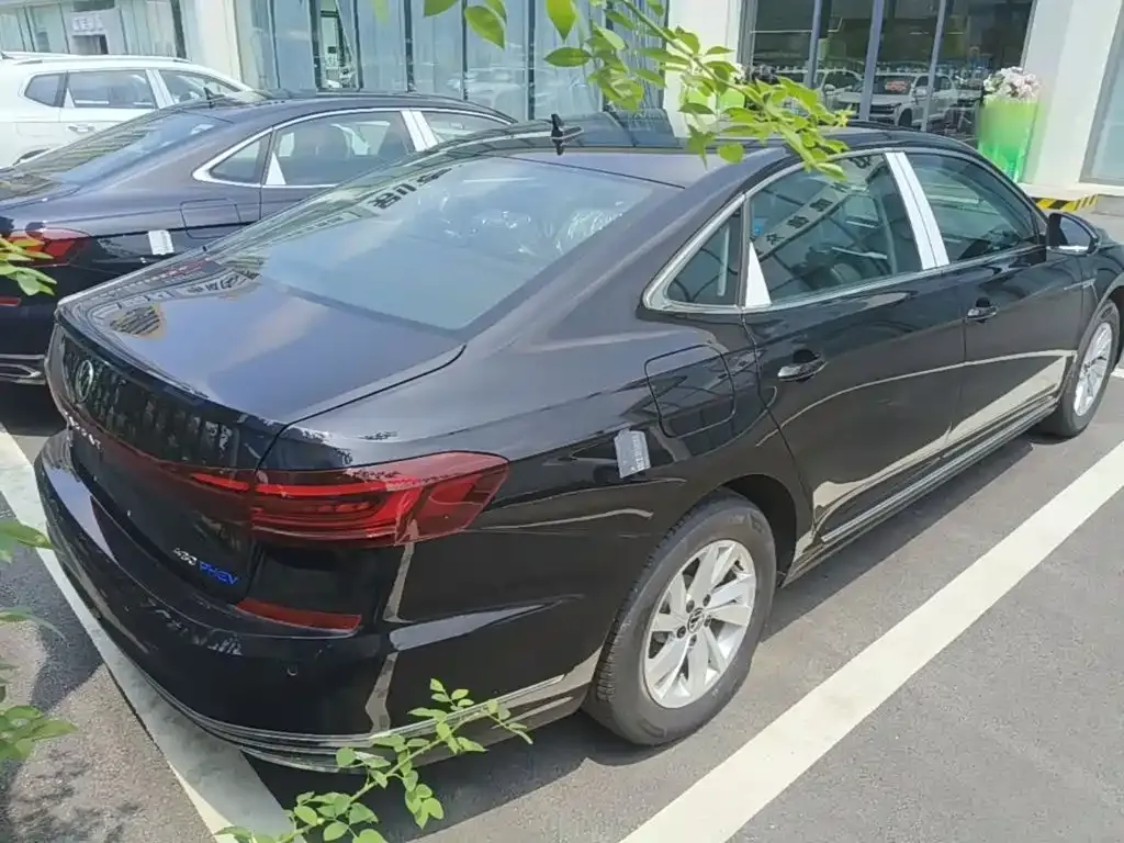 Volkswagen 帕萨特插电混动 — фото 6