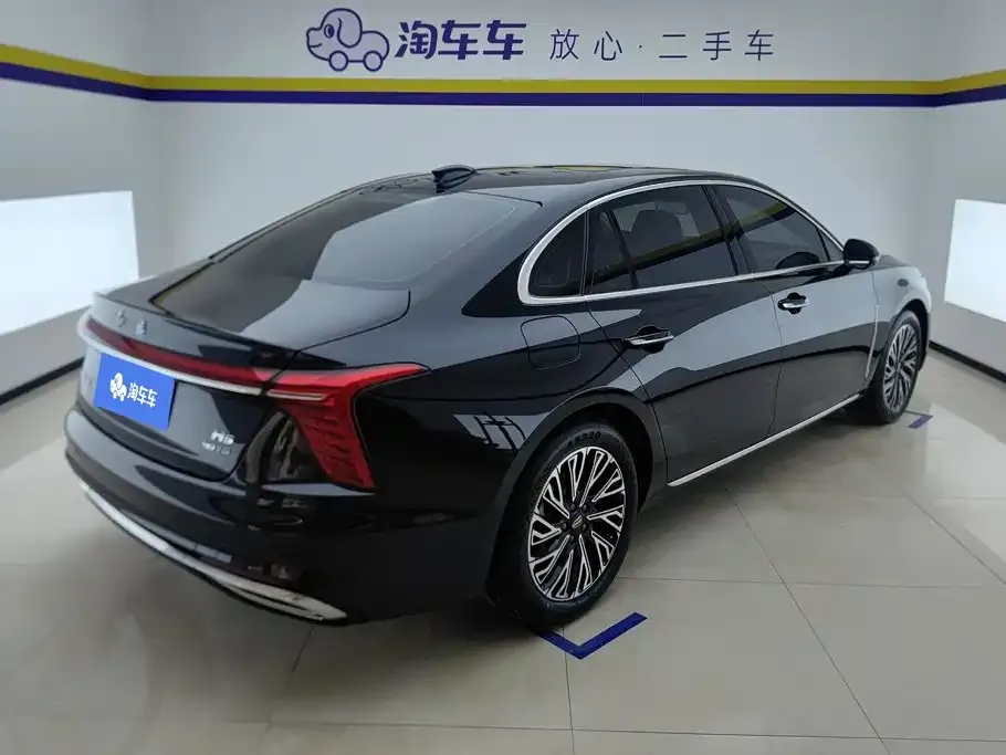 Hongqi H5 — фото 3