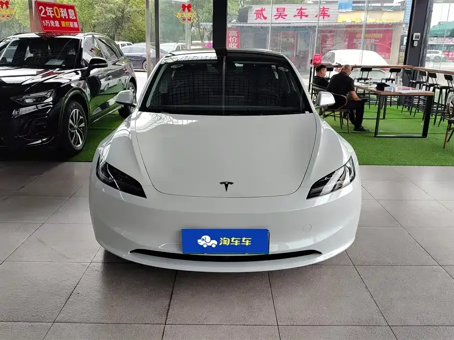 Tesla Model 3 — фото 8