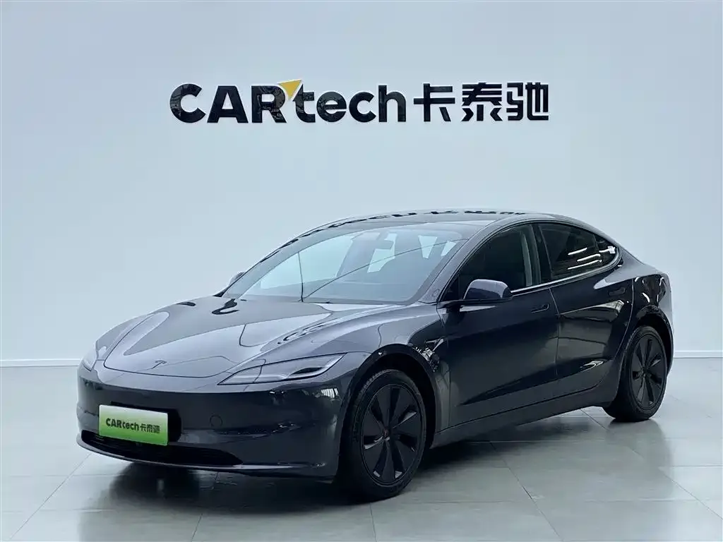 Tesla Model 3 — фото 1