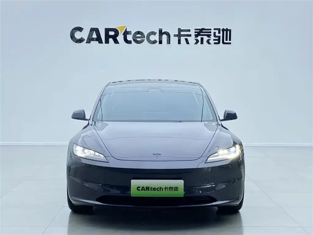 Tesla Model 3 — фото 4