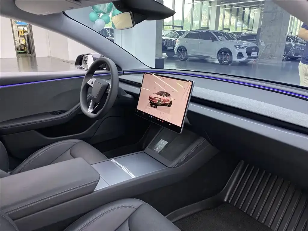 Tesla Model 3 — фото 6