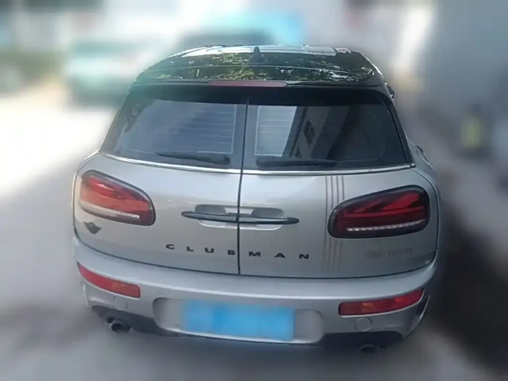 MINI Clubman — фото 9