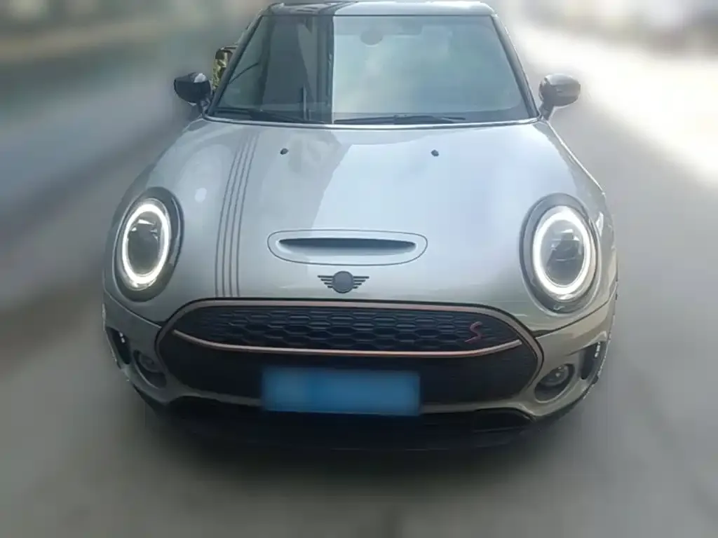 MINI Clubman — фото 7