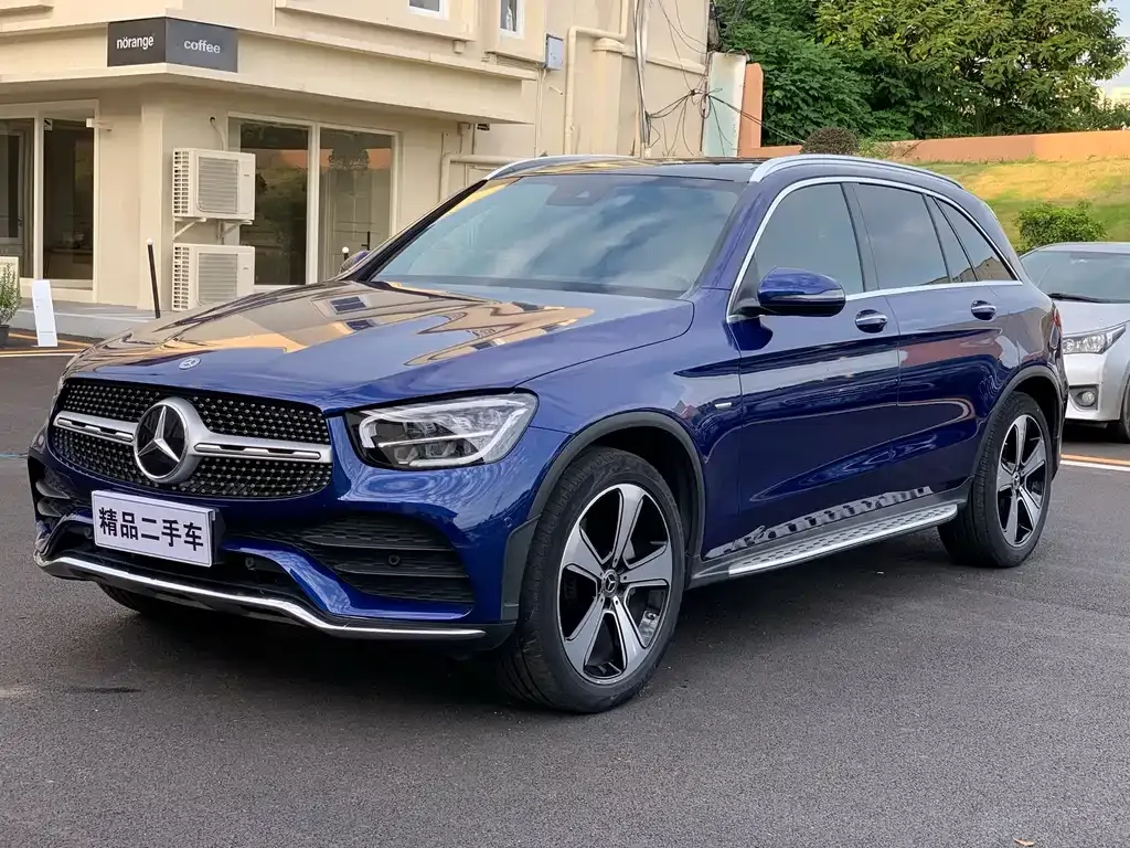 Mercedes-Benz GLC — фото 1