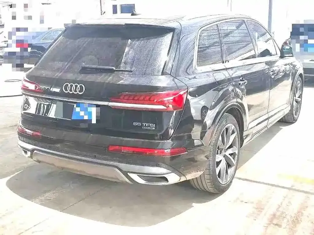 Audi Q7 — фото 3