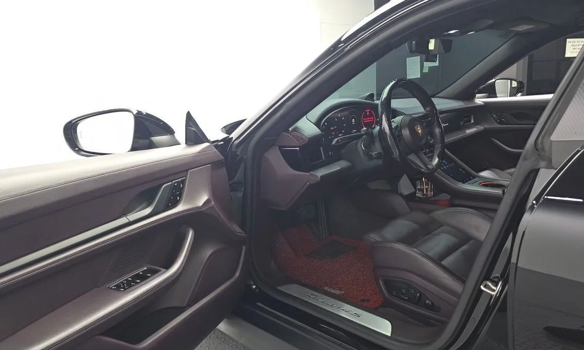 Porsche Taycan 2021 из KR, фото 8