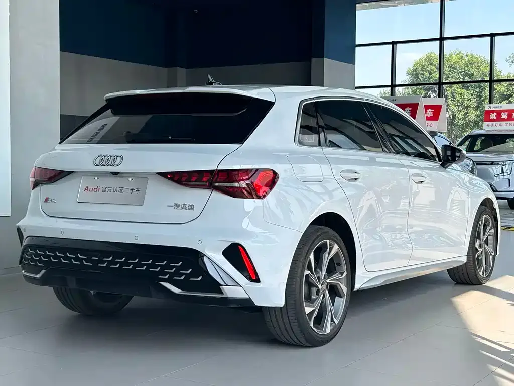 Audi A3 — фото 8